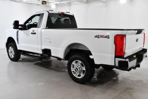2025 Ford F-350 XLT
