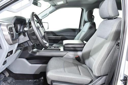 Iconic Silver Metallic 2025 Ford F-150 XLT