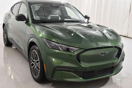 Eruption Green Metallic 2025 Ford Mustang Mach-E Premium