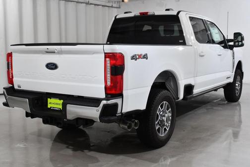 2025 Ford F-350 Lariat Super Duty