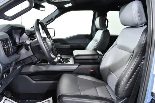 2023 Ford F-150 Lightning LARIAT