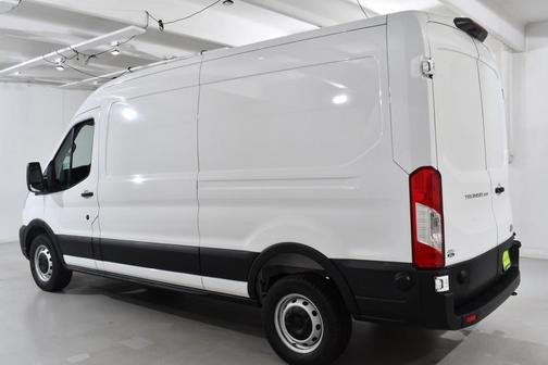 2025 Ford Transit-250 148 WB Medium Roof Cargo