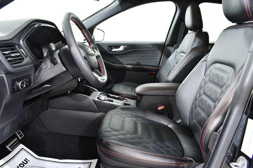 2023 Ford Escape ST-Line Elite