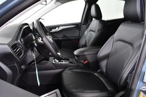 2026 Ford Escape Platinum