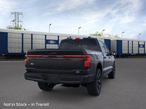 2025 Ford F-150 Lightning Platinum