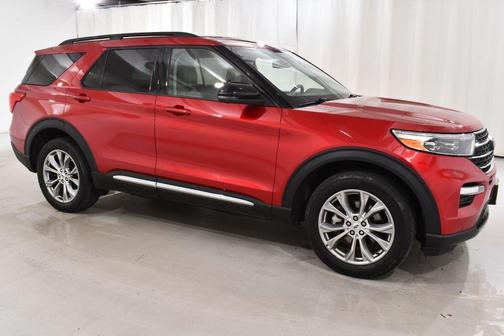 Red Metallic 2022 Ford Explorer XLT