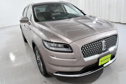 2021 Lincoln Nautilus Reserve