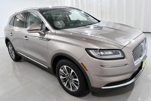 2021 Lincoln Nautilus Reserve