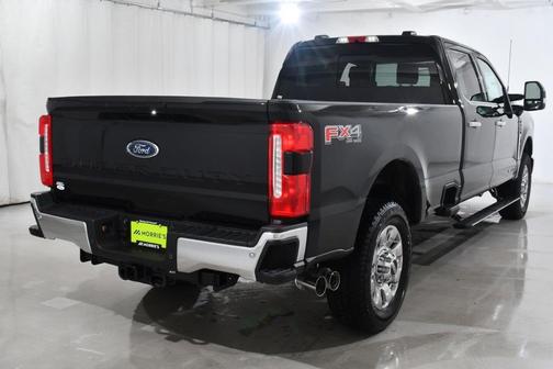 2025 Ford F-350 Lariat Super Duty
