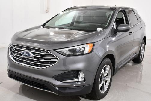 Carbonized Gray Metallic 2022 Ford Edge SEL