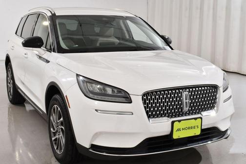 Pristine White 2022 Lincoln Corsair Standard