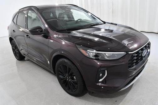2023 Ford Escape ST-Line Elite