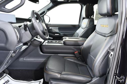 Black Metallic 2026 Ford Expedition Tremor