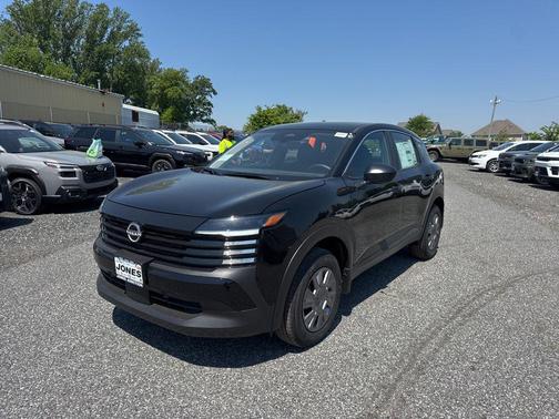 Super Black 2026 Nissan Kicks S