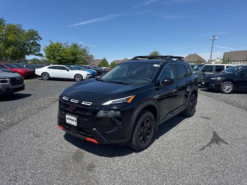 Super Black 2026 Nissan Rogue Rock Creek
