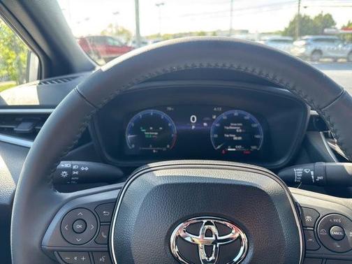 Classic Silver Metallic 2026 Toyota Corolla SE