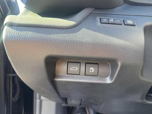 2026 Toyota Crown Platinum