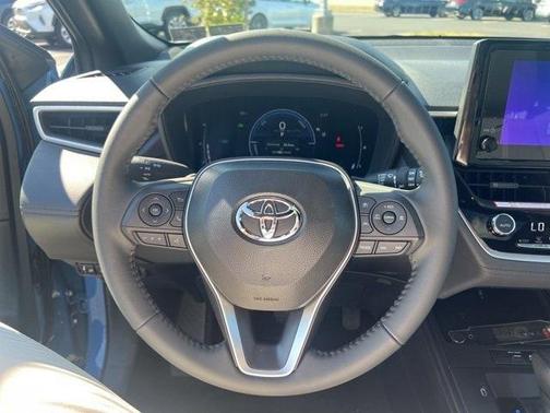 2026 Toyota Corolla Cross SE