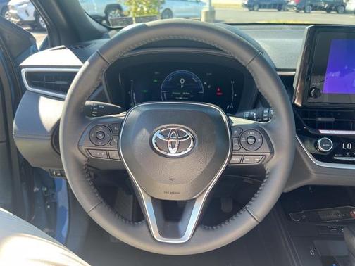 2026 Toyota Corolla Cross SE
