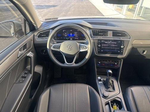 2024 Volkswagen Tiguan 2.0T SE 4MOTION