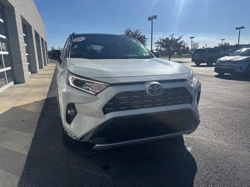2021 Toyota RAV4 Hybrid SE