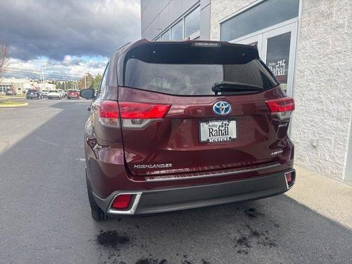 2019 Toyota Highlander Hybrid Platinum