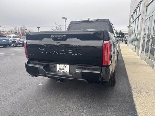 2024 Toyota Tundra Platinum