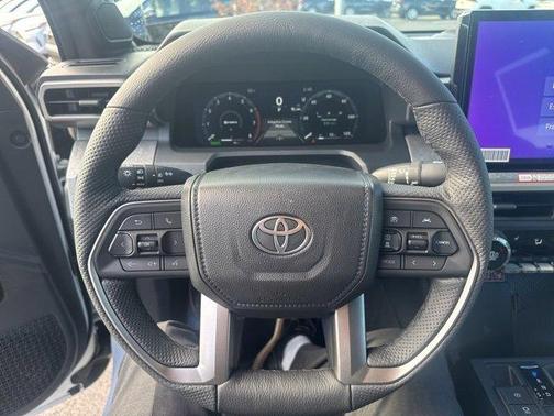 2025 Toyota Tacoma Hybrid Trailhunter