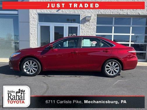 2017 Toyota Camry Hybrid XLE