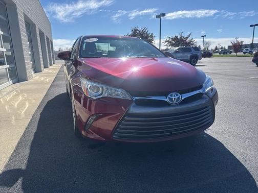 2017 Toyota Camry Hybrid XLE