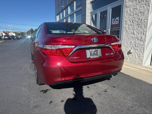 2017 Toyota Camry Hybrid XLE