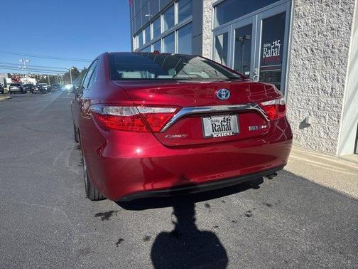 2017 Toyota Camry Hybrid XLE