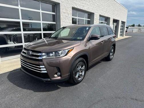 Walnut 2018 Toyota Highlander Limited Platinum