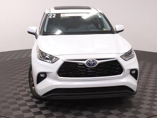 2022 Toyota Highlander Hybrid XLE