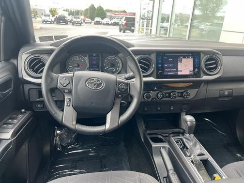 2017 Toyota Tacoma TRD Sport