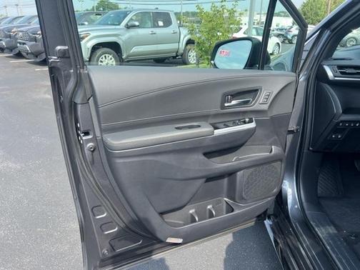 2025 Toyota Sienna Platinum 7 Passenger