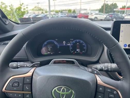Cement 2026 Toyota Grand Highlander Hybrid Platinum MAX