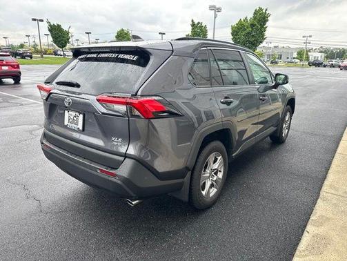 Magnetic Gray Metallic 2025 Toyota RAV4 XLE