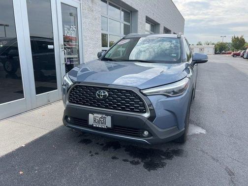 2024 Toyota Corolla Cross XLE