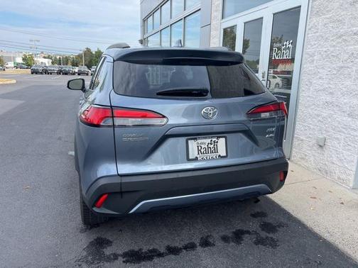 2024 Toyota Corolla Cross XLE