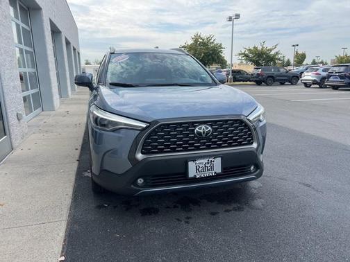 2024 Toyota Corolla Cross XLE