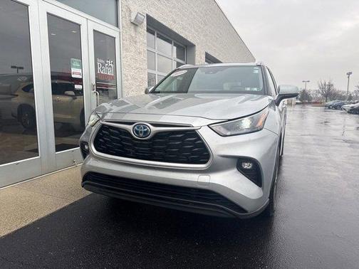 2023 Toyota Highlander Hybrid XLE