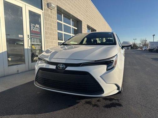 2024 Toyota Corolla Hybrid LE