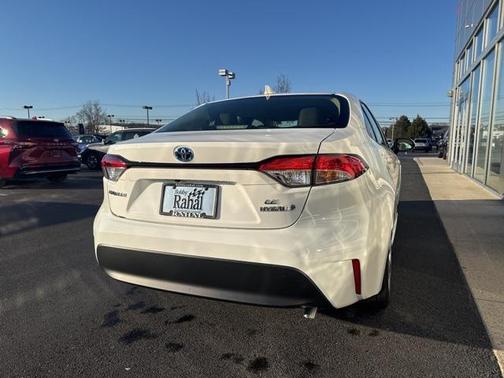 2024 Toyota Corolla Hybrid LE