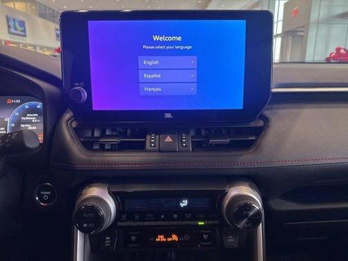 2025 Toyota RAV4 Hybrid SE