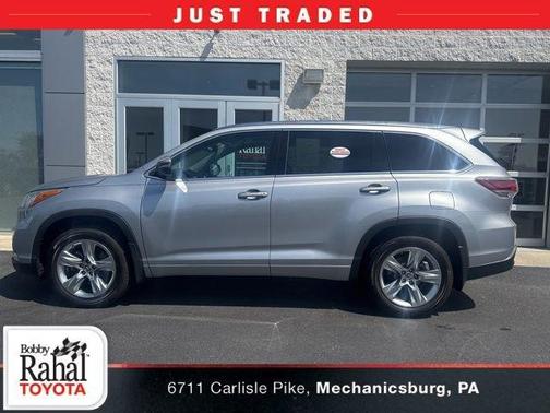 Silver Sky Metallic 2016 Toyota Highlander Limited