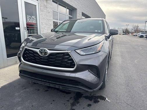 2022 Toyota Highlander L