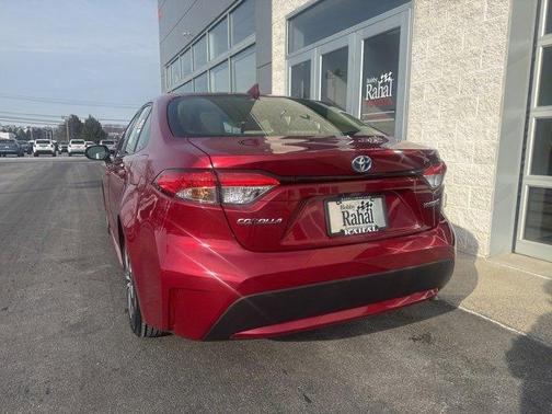 2022 Toyota Corolla Hybrid LE