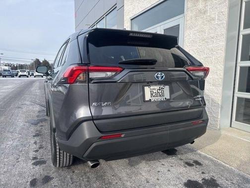 2024 Toyota RAV4 Hybrid XLE