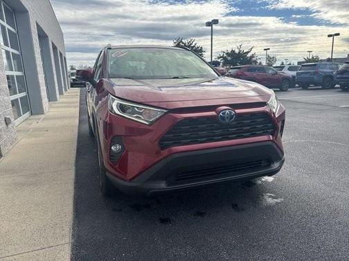 2021 Toyota RAV4 Hybrid XLE